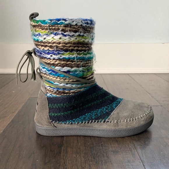 NIB TOMS Nepal Boot - Size 6 - Picture 6 of 14